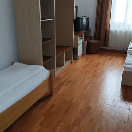 Hotel Posada Râmnicu Vâlcea 외부 사진