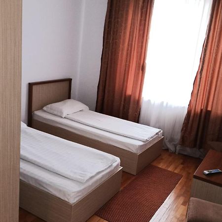 Hotel Posada Râmnicu Vâlcea 외부 사진